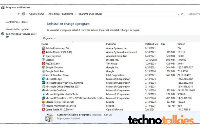 Windows builtin Program and Features