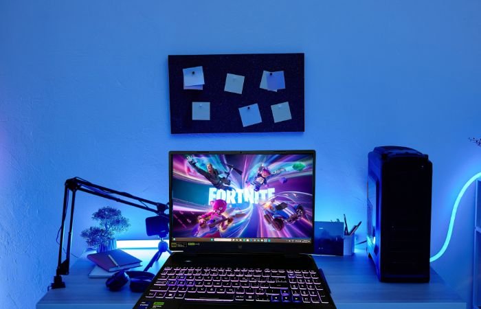 Does Fortnite run well on a laptop